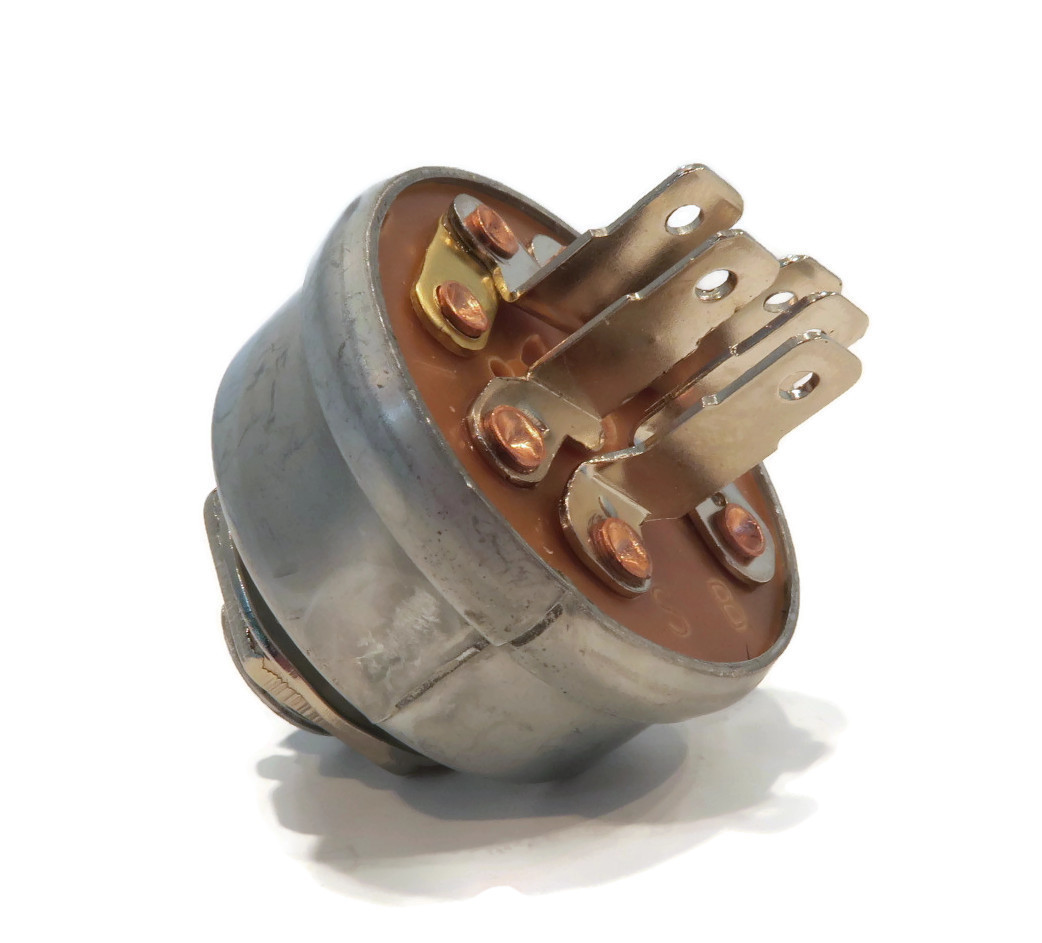 かんすん7 Ignition Starter Switch with Keys for Dixon, Red Max